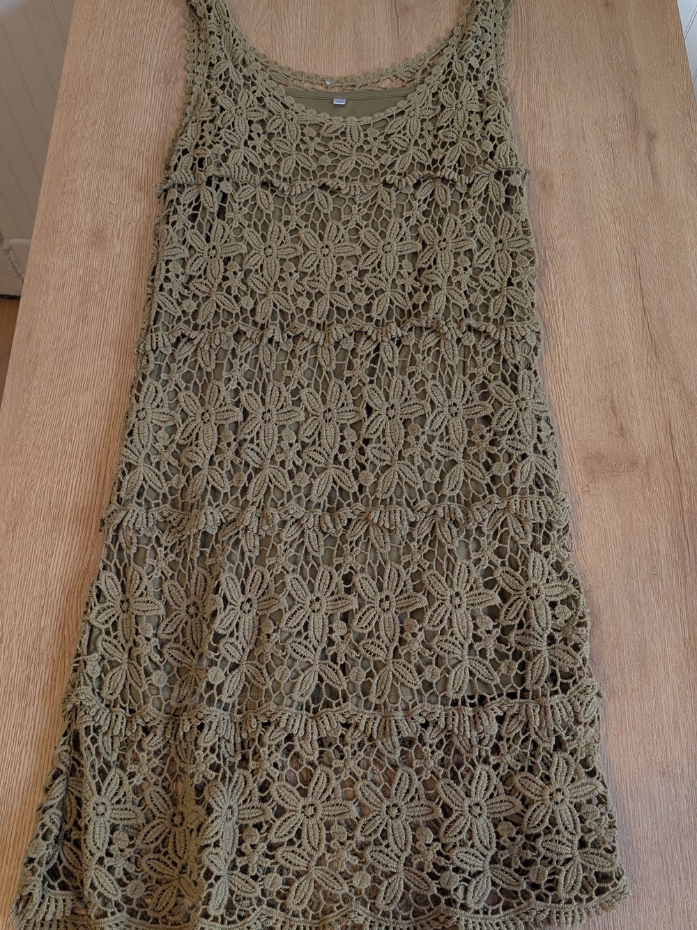 Solitaire By Ravi Khosla Crochet/Lace Sleeveless Dress Olive Green With Slip L